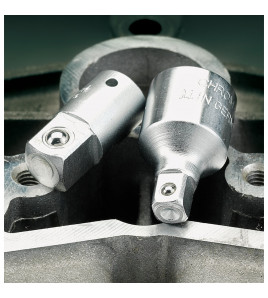 Elora Socket Converter, 3/8 (F) x 1/4 (M)