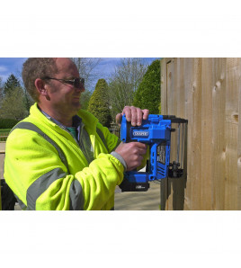 D20 20V Nailer/Stapler, 1 x 2.0Ah Battery, 1 x Charger