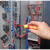 XP1000® VDE Interchangeable Blade Screwdriver Set (18 Piece)