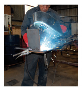 Curved Jaw Self Grip Pliers, 140mm