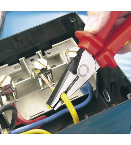 Draper Expert VDE Approved Fully Insulated High Leverage Combination Pliers, 200mm