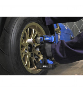 D20 20V Brushless Impact Wrench, 1/2 Sq. Dr., 250Nm (Sold Bare)